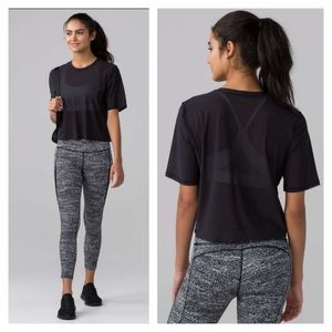 Lululemon Chase Me Short Sleeve - Black